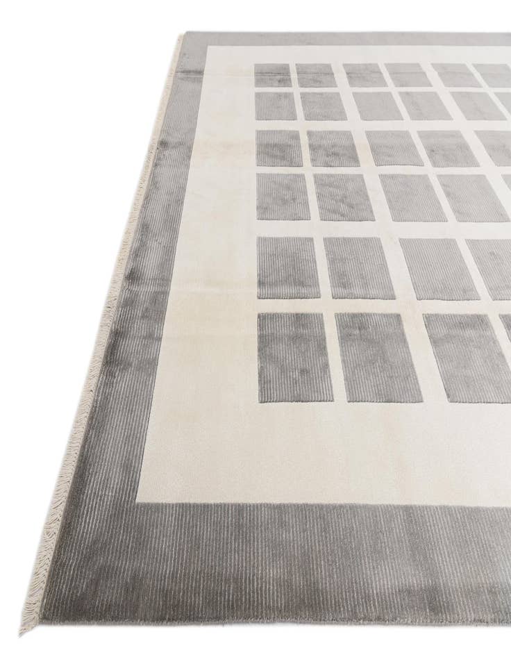 Detail image of  8' 2 x 11' 5  Hand Knotted Darya Wool Rug