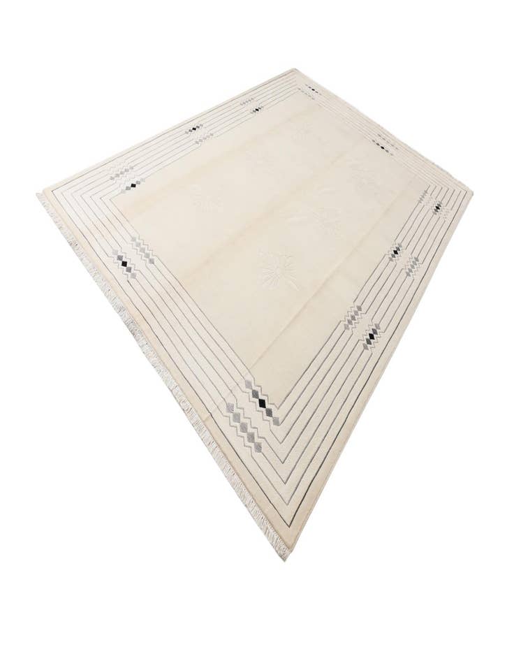 Detail image of  8' 2 x 11' 4  Hand Knotted Darya Wool Rug