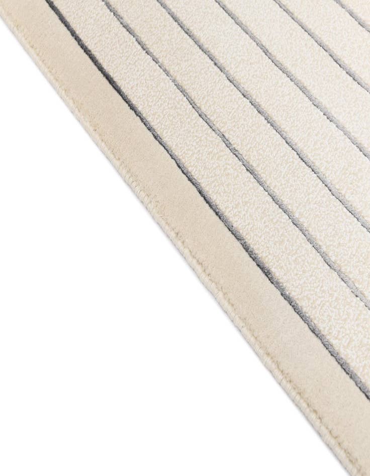 Detail image of  8' 2 x 11' 4  Hand Knotted Darya Wool Rug