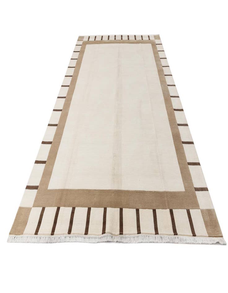 Detail image of  8' 2 x 11' 5  Hand Knotted Darya Wool Rug