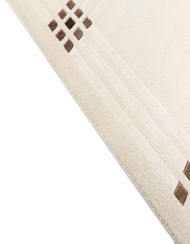 Detail image of  8' 3 x 11' 4  Hand Knotted Darya Wool Rug