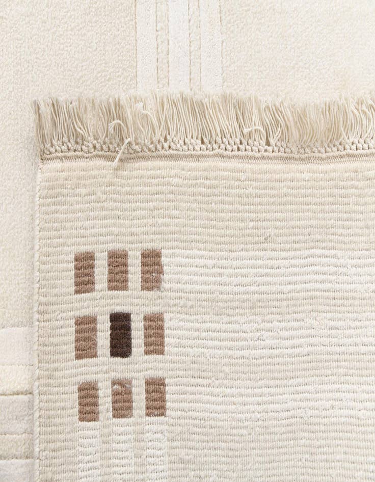 Detail image of  8' 3 x 11' 4  Hand Knotted Darya Wool Rug