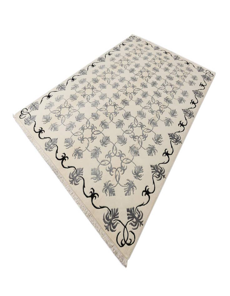 Detail image of  8' 2 x 11' 5  Hand Knotted Darya Wool Rug