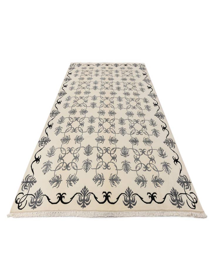 Detail image of  8' 2 x 11' 5  Hand Knotted Darya Wool Rug