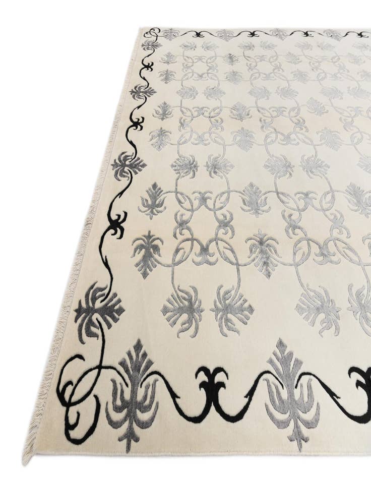 Detail image of  8' 2 x 11' 5  Hand Knotted Darya Wool Rug