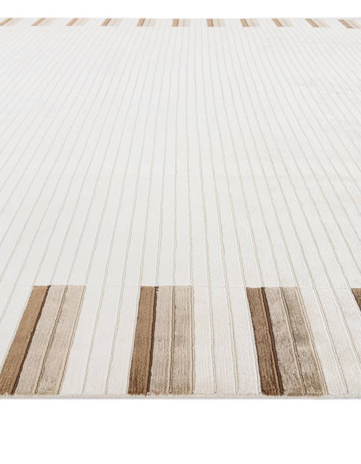 Detail image of  8' 1 x 11' 6  Hand Knotted Darya Wool Rug