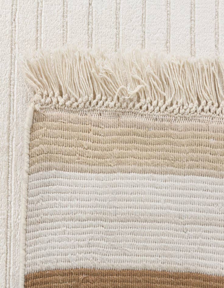 Detail image of  8' 1 x 11' 6  Hand Knotted Darya Wool Rug