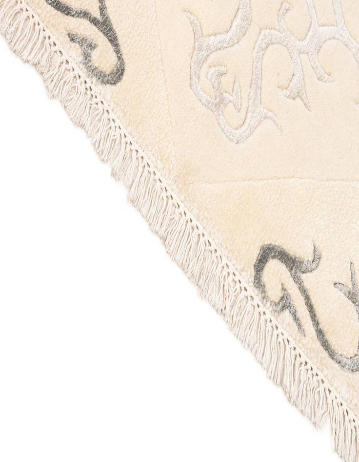 Detail image of  9' 9 x 13' 1  Hand Knotted Darya Rug