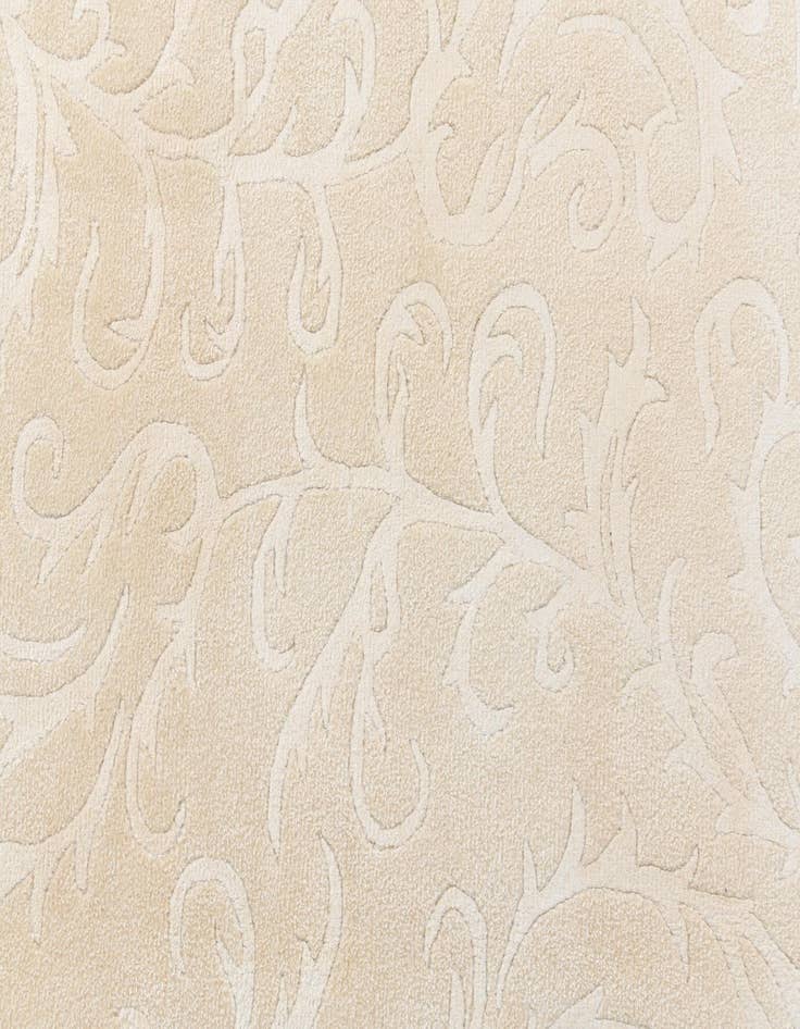 Detail image of  6' 6 x 9' 11  Hand Knotted Darya Wool Rug