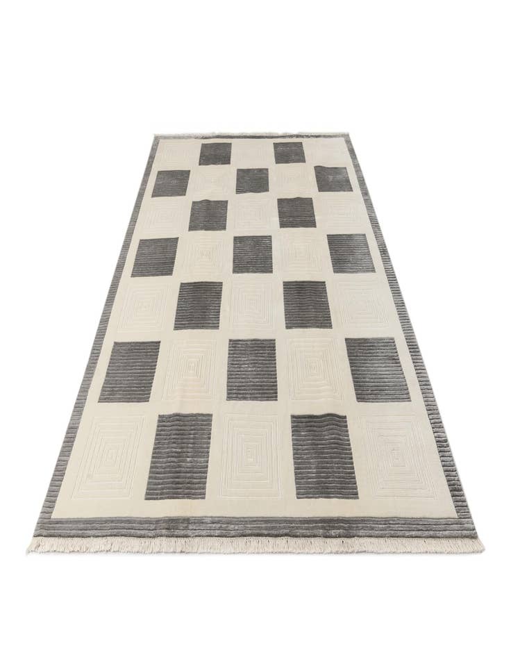 Detail image of  6' 6 x 9' 4  Hand Knotted Darya Wool Rug