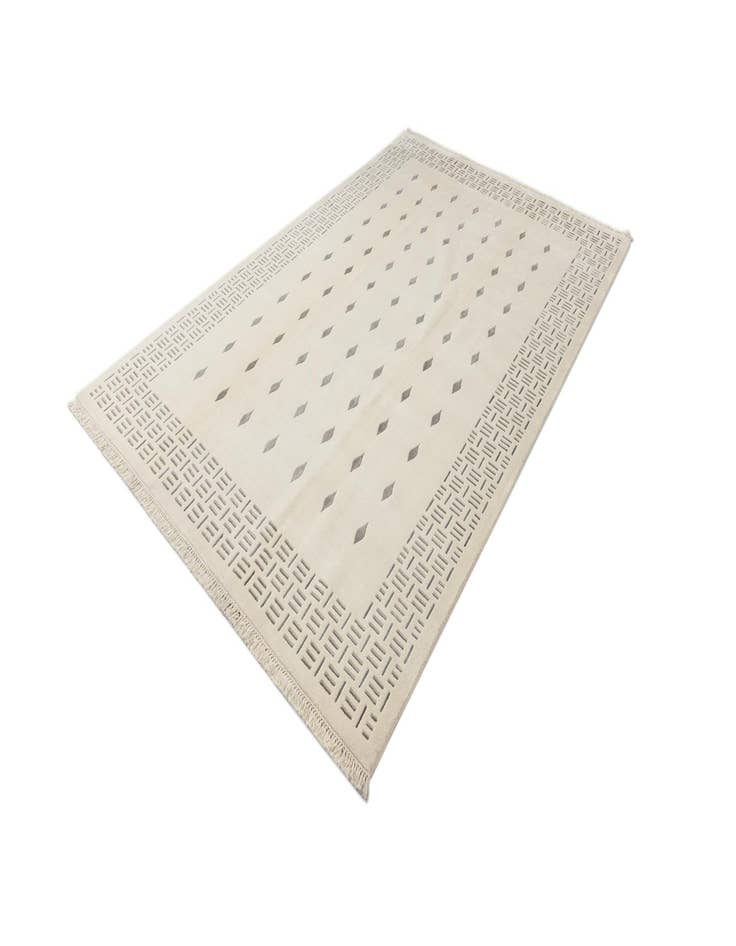 Detail image of  6' 8 x 9' 10  Hand Knotted Darya Wool Rug