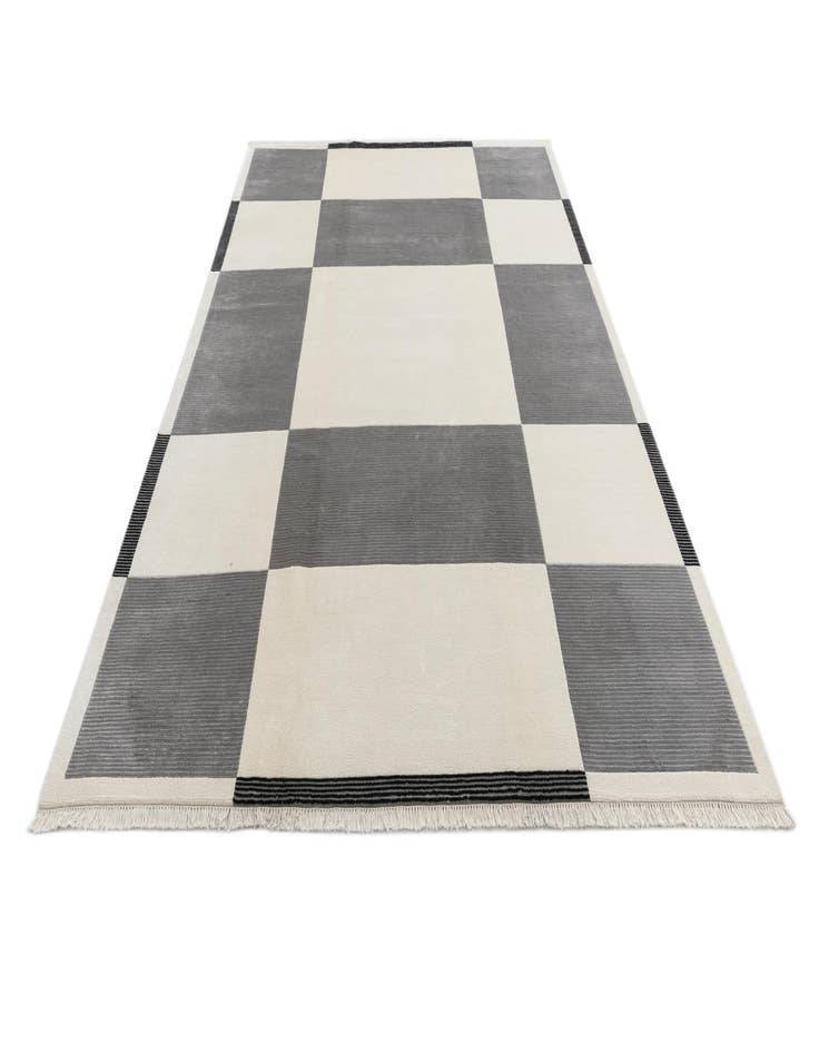 Detail image of  6' 11 x 9' 5  Hand Knotted Darya Wool Rug