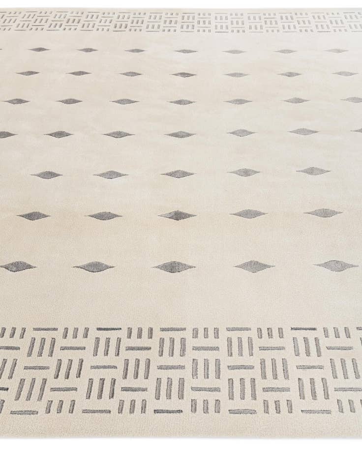 Detail image of  6' 7 x 9' 8  Hand Knotted Darya Wool Rug