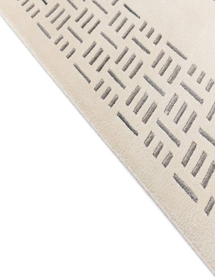 Detail image of  6' 7 x 9' 8  Hand Knotted Darya Wool Rug