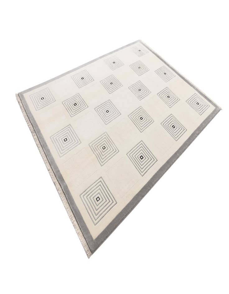 Detail image of  6' 11 x 9' 10  Hand Knotted Darya Wool Rug