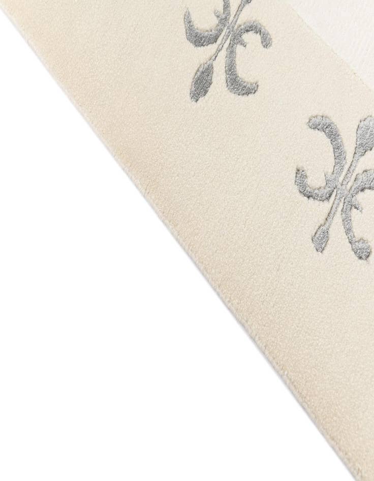 Detail image of  6' 8 x 9' 10  Hand Knotted Darya Wool Rug