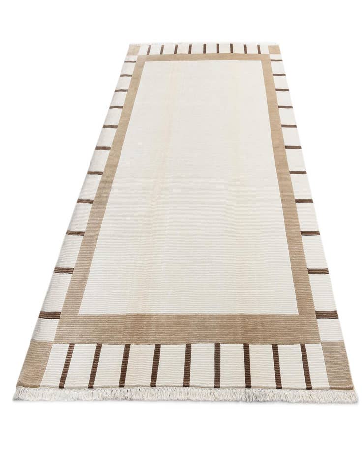 Detail image of  6' 11 x 9' 6  Hand Knotted Darya Wool Rug