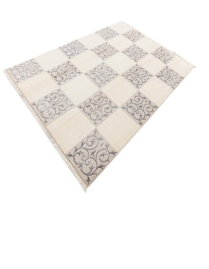 Detail image of  6' 7 x 9' 10  Hand Knotted Darya Wool Rug