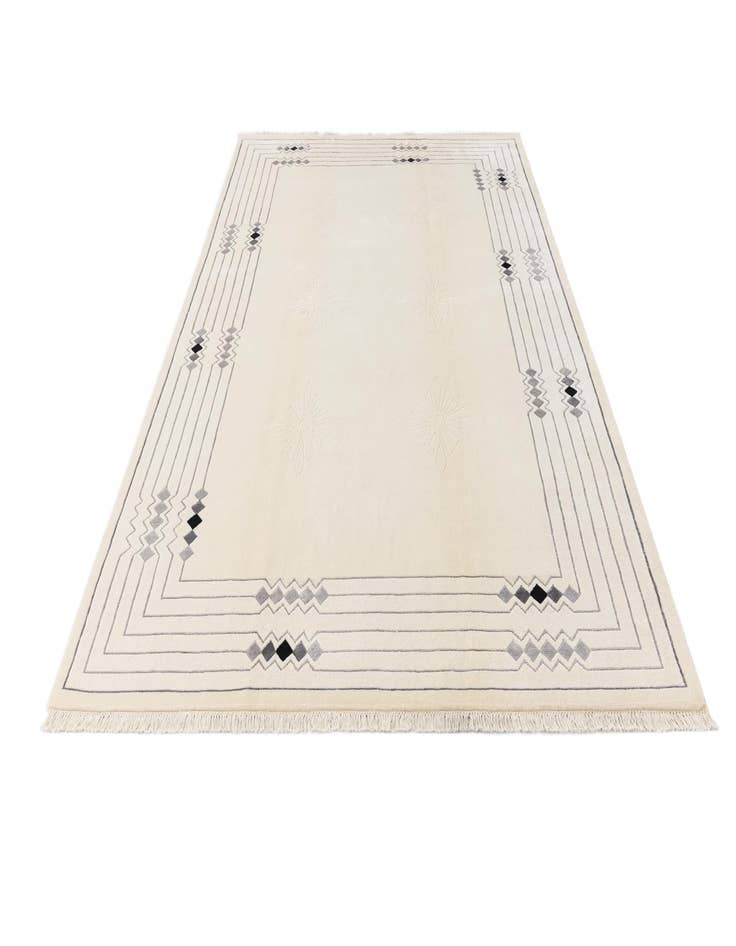 Detail image of  6' 9 x 9' 10  Hand Knotted Darya Wool Rug