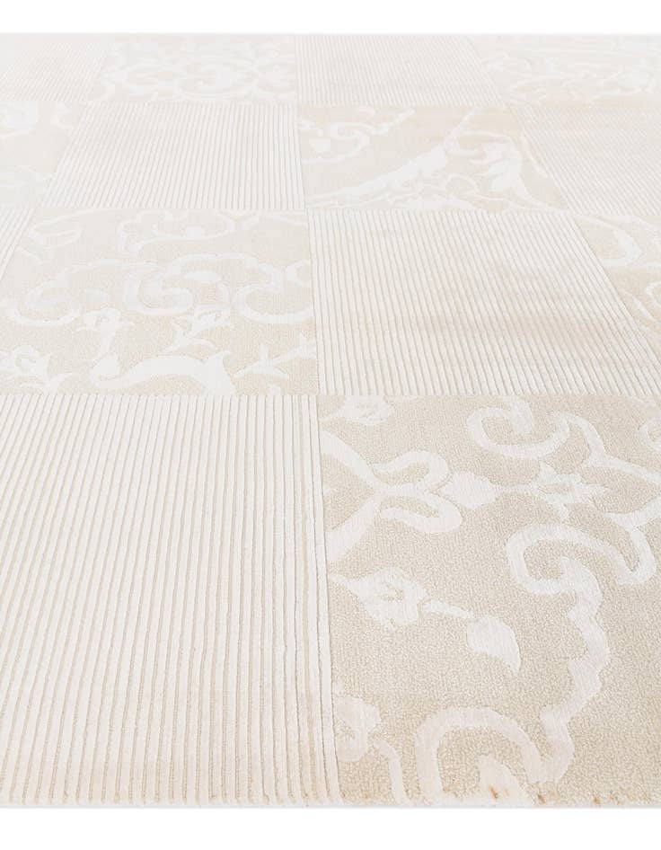 Detail image of  6' 9 x 10'  Hand Knotted Darya Wool Rug