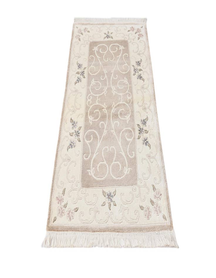 Detail image of  2' 8 x 4' 11  Hand Knotted Darya Wool Rug