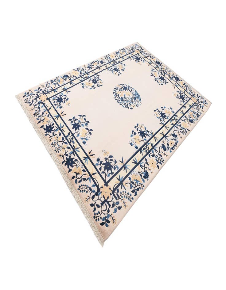 Detail image of  6' 2 x 9' 2  Hand Knotted Darya Wool Rug