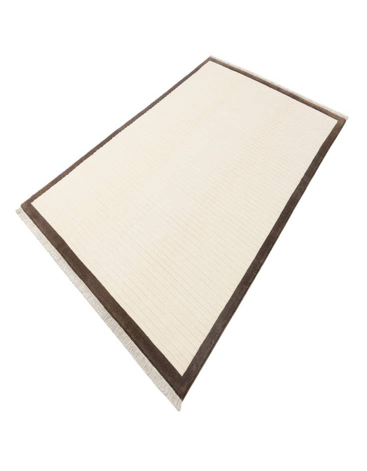 Detail image of  6' 7 x 9' 11  Hand Knotted Darya Wool Rug