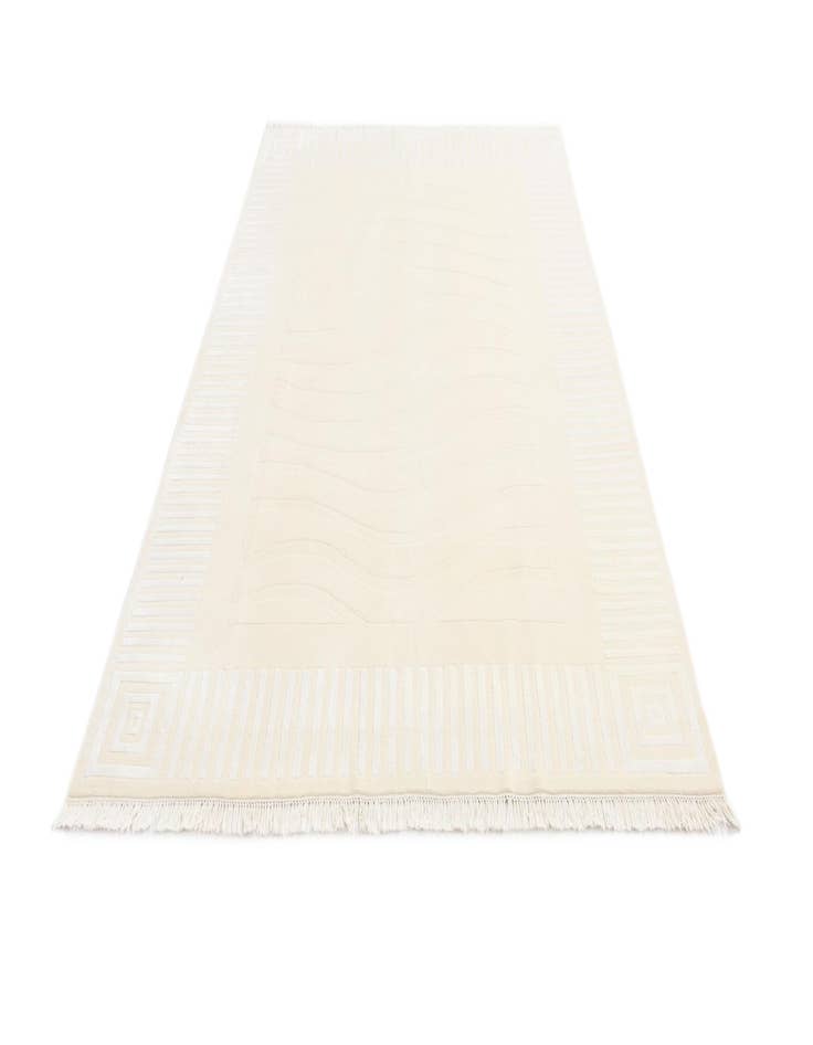 Detail image of  6' 7 x 9' 11  Hand Knotted Darya Wool Rug