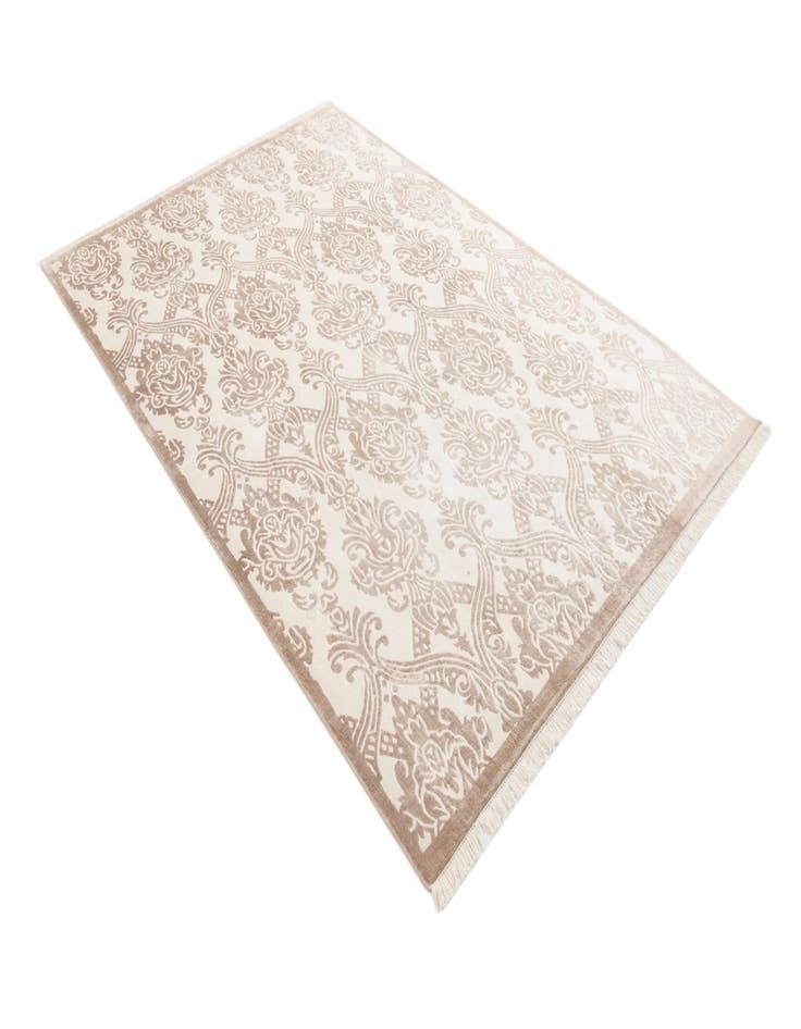 Detail image of  6' 9 x 9' 9  Hand Knotted Darya Wool Rug