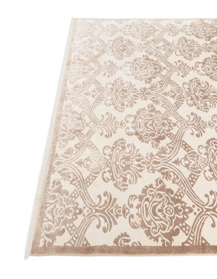 Detail image of  6' 9 x 9' 9  Hand Knotted Darya Wool Rug