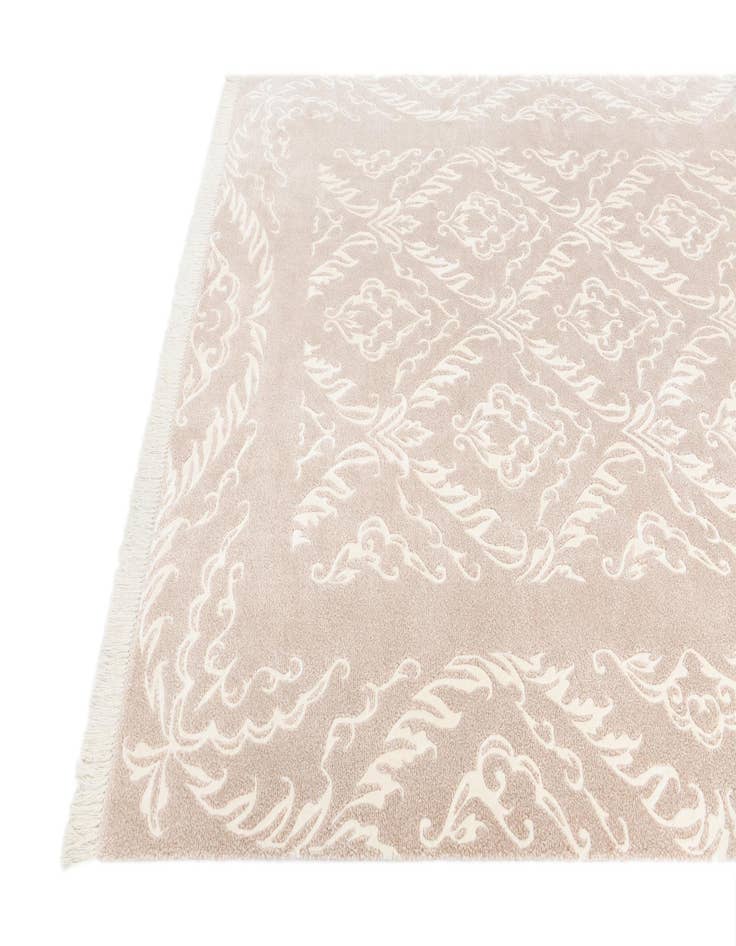 Detail image of  6' 10 x 9' 9  Hand Knotted Darya Wool Rug