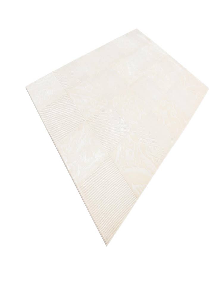 Detail image of  6' 8 x 9' 9  Hand Knotted Darya Wool Rug