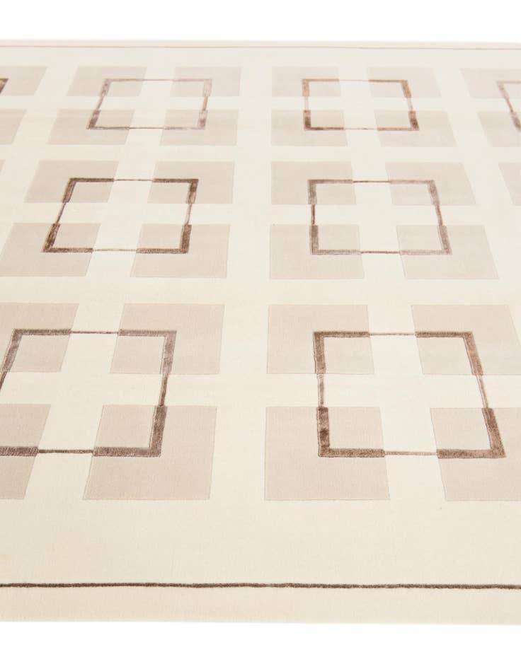 Detail image of  6' 7 x 9' 10  Hand Knotted Darya Wool Rug