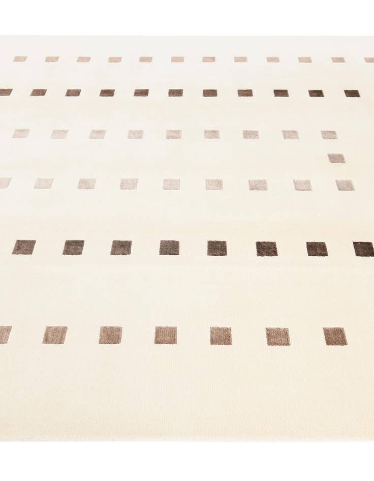 Detail image of  6' 7 x 9' 11  Hand Knotted Darya Wool Rug