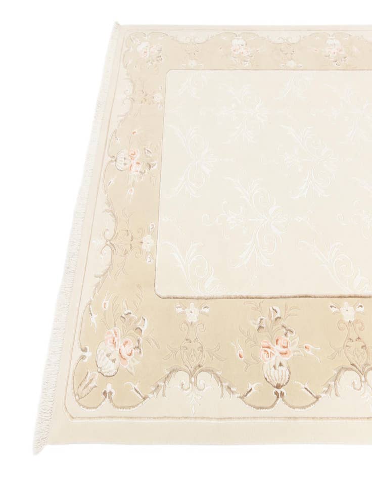 Detail image of  7' x 9' 6  Hand Knotted Darya Wool Rug