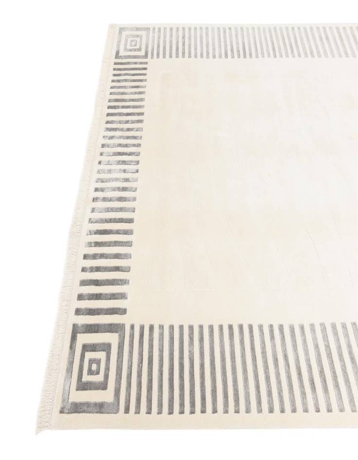 Detail image of  6' 7 x 9' 9  Hand Knotted Darya Wool Rug