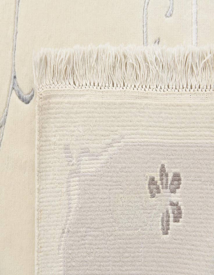 Detail image of  6' 7 x 9' 9  Hand Knotted Darya Wool Rug