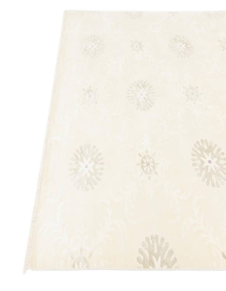 Detail image of  6' 11 x 9' 9  Hand Knotted Darya Wool Rug