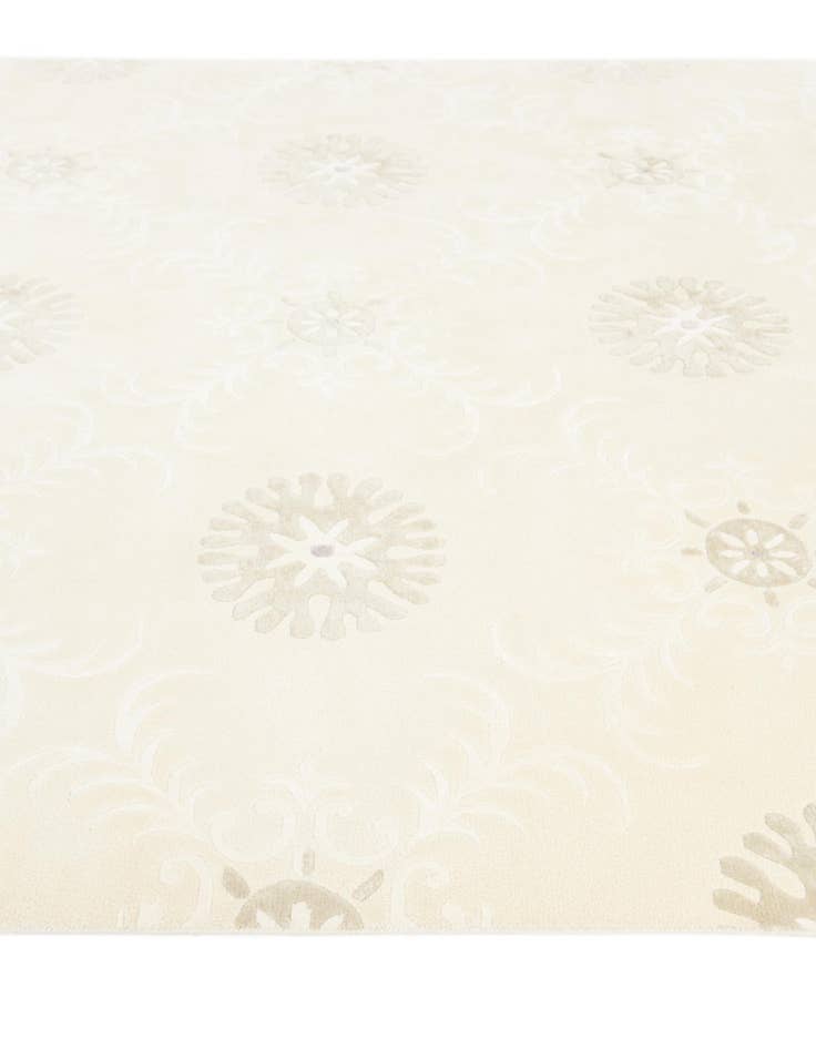 Detail image of  6' 11 x 9' 9  Hand Knotted Darya Wool Rug