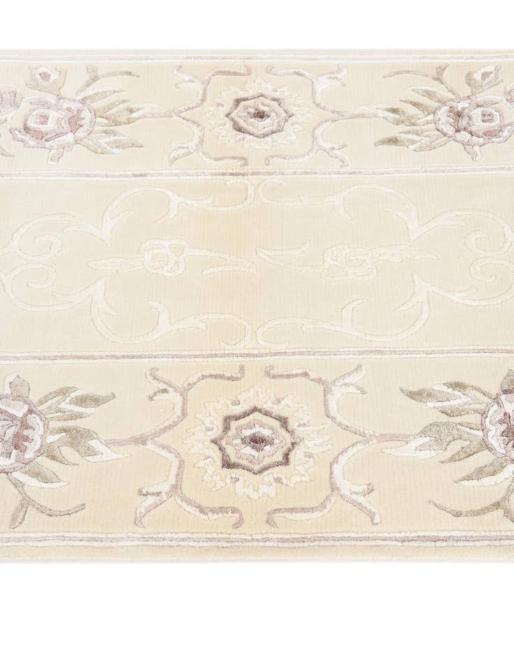 Detail image of  2' 8 x 4' 7  Hand Knotted Darya Wool Rug