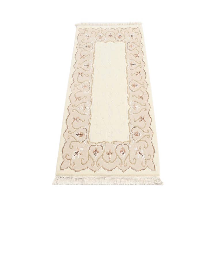 Detail image of  2' 10 x 4' 11  Hand Knotted Darya Wool Rug