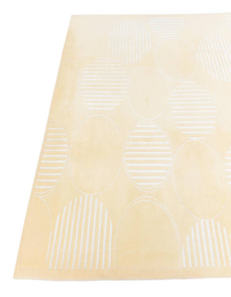 Detail image of  6' 7 x 9' 9  Hand Knotted Darya Wool Rug