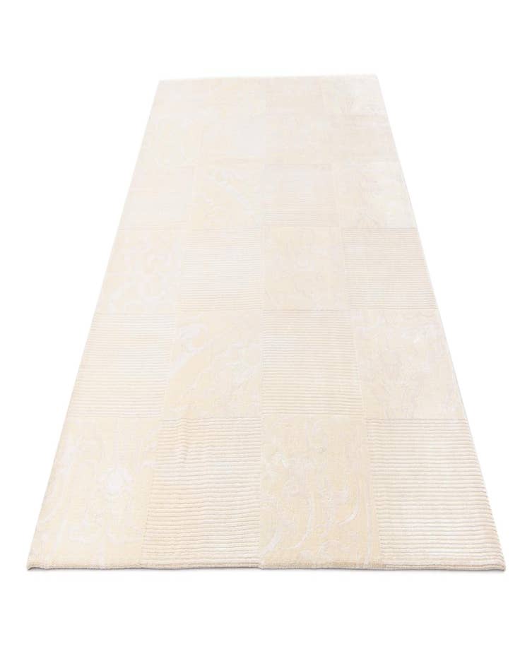 Detail image of  6' 9 x 9' 10  Hand Knotted Darya Wool Rug