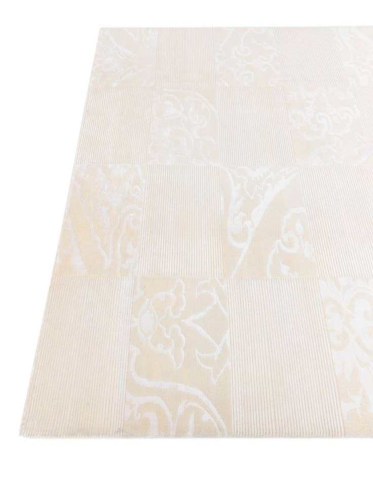 Detail image of  6' 9 x 9' 10  Hand Knotted Darya Wool Rug