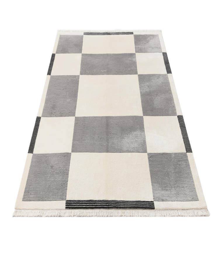 Detail image of  4' 11 x 6' 7  Hand Knotted Darya Wool Rug