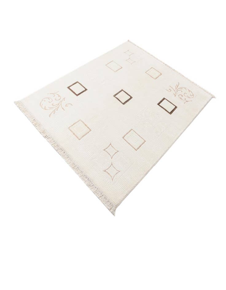 Detail image of  4' 11 x 6' 7  Hand Knotted Darya Wool Rug