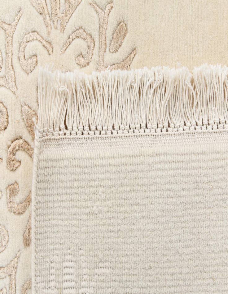 Detail image of  4' 10 x 6' 5  Hand Knotted Darya Wool Rug