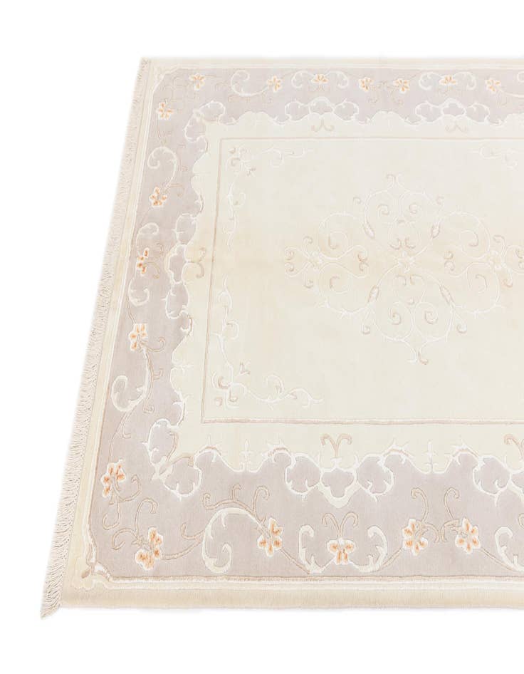 Detail image of  4' 11 x 6' 10  Hand Knotted Darya Wool Rug