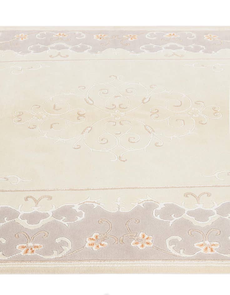 Detail image of  4' 11 x 6' 10  Hand Knotted Darya Wool Rug