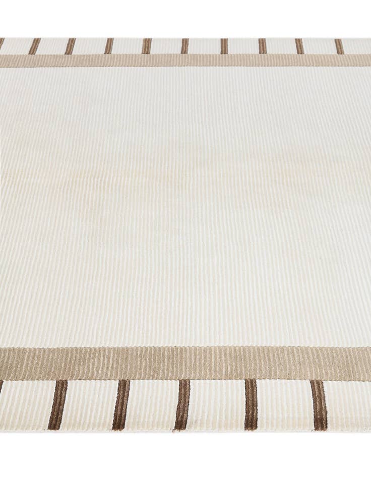 Detail image of  4' 11 x 6' 11  Hand Knotted Darya Wool Rug